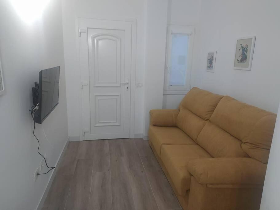 Vivienda Vacacional Casa Dora Valverde  Exteriör bild